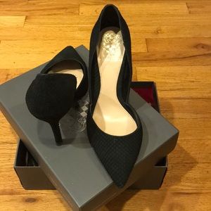 Vince Camuto Black pumps